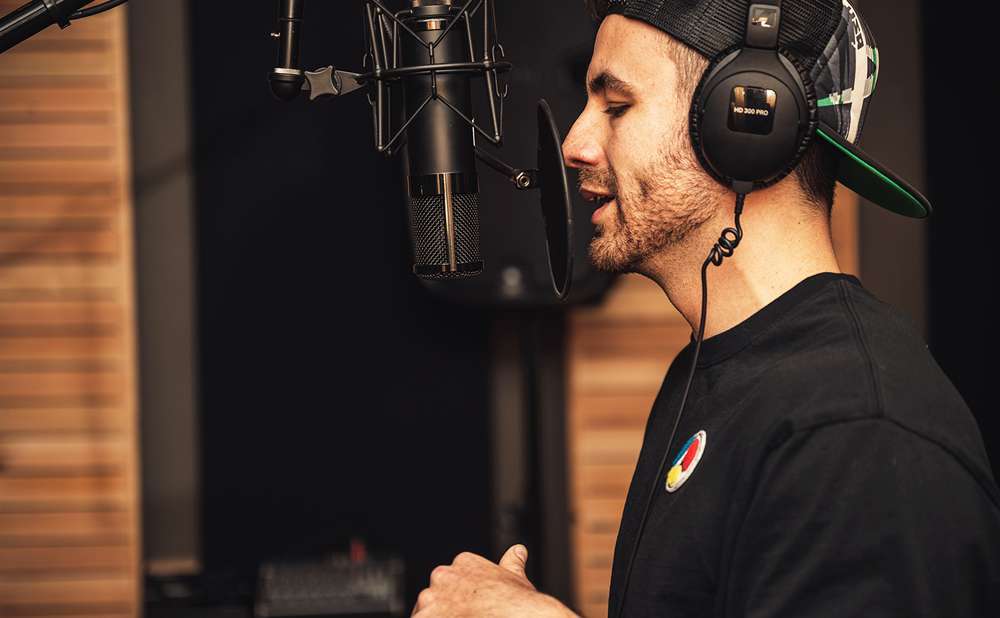 Auch oft etwas tricky: die Gesangsaufnahme / © Brett Sayles for Pexels